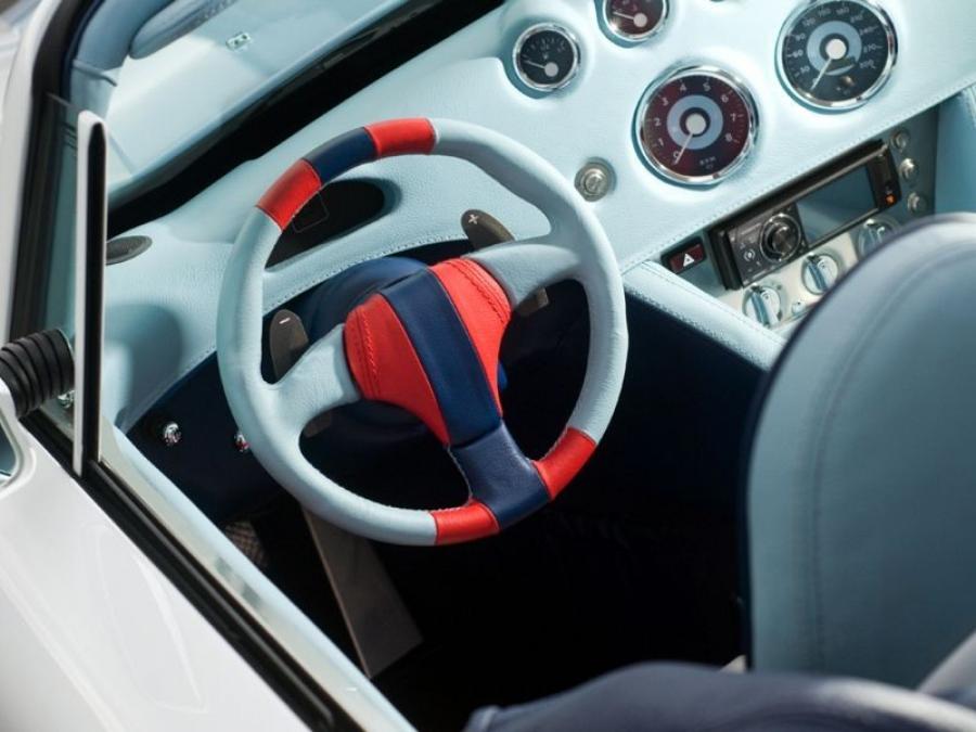 Интерьер Wiesmann MF3 Final Edition 2011 года  (фото 4 из 4)